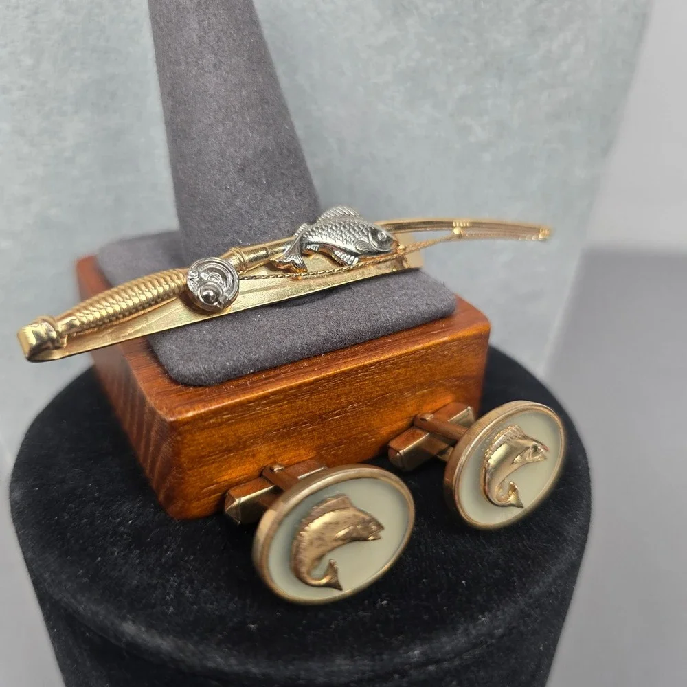 Vintage Anson Fishing Tie Bar & Cufflink Set Gold Tone Rod Reel Fish Nautical